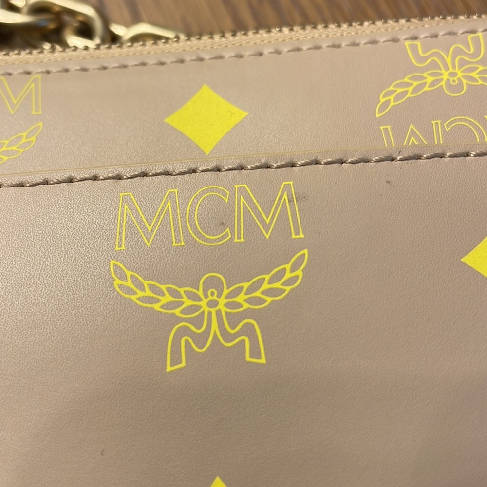 MCM's Color Splash pouch mini - Picture 11 of 11